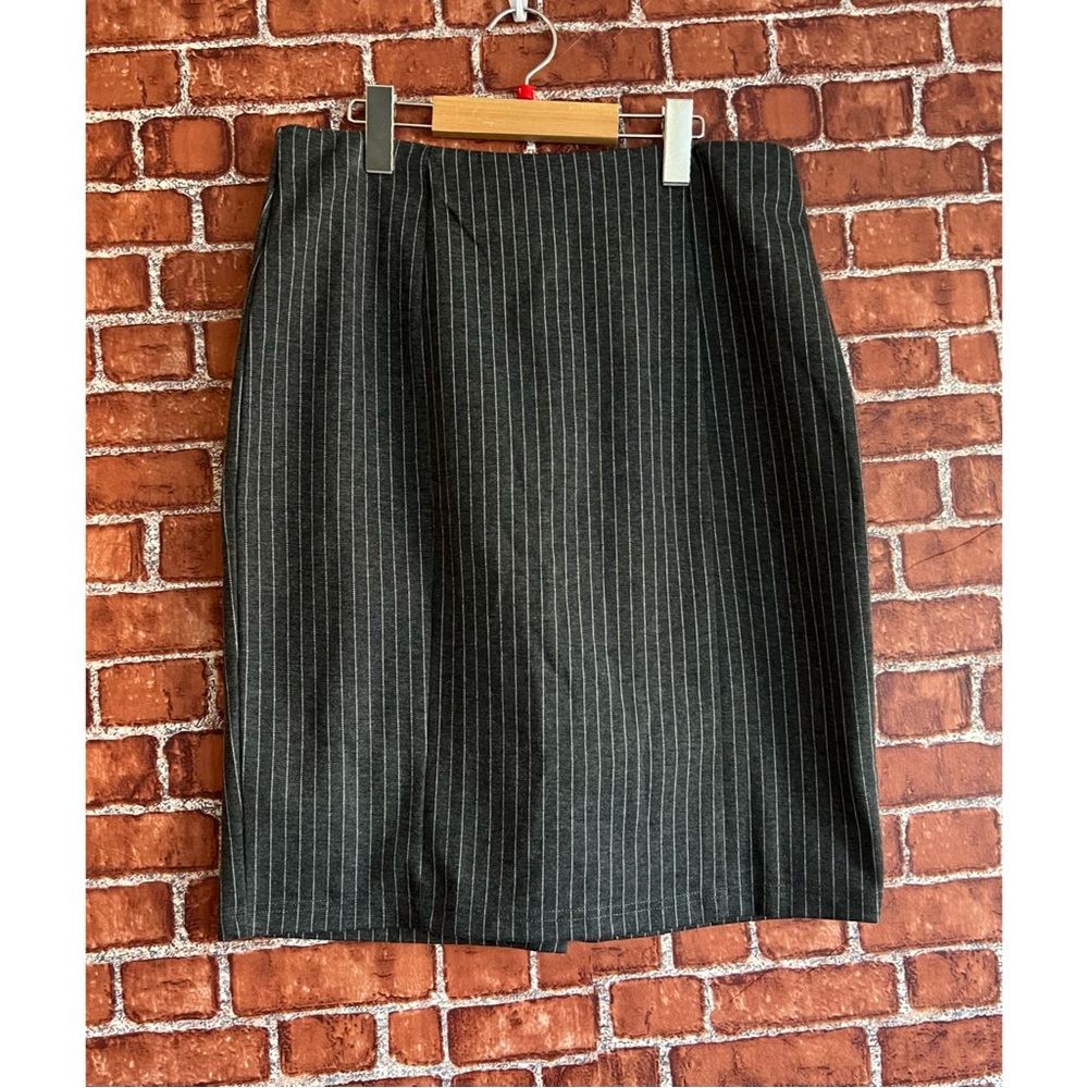 Kate Kasin Pinstripe Pencil Skirt